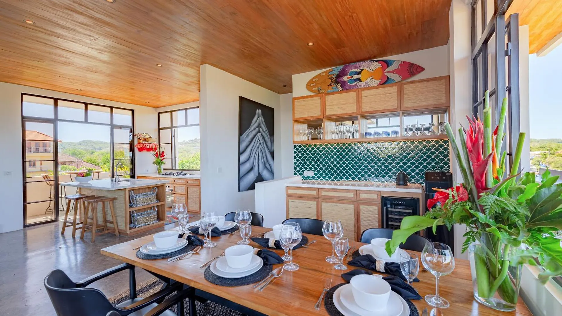 Apartment The Swan Bingin - 360 Ocean & Uluwatu Hills View In Bingin Beach Indonesia
